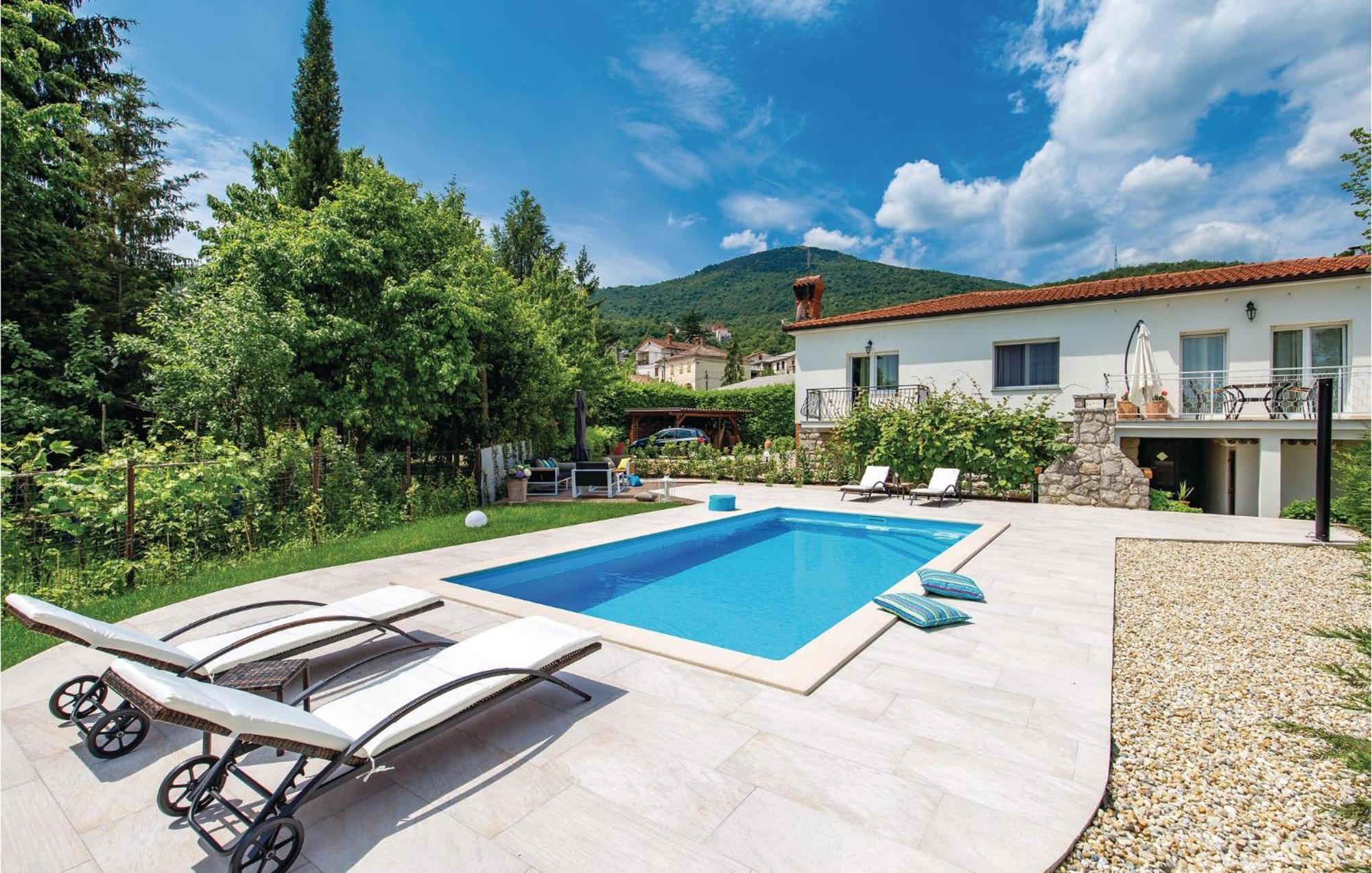 Lovely Home In Matulji With Outdoor Swimming Pool Esterno foto