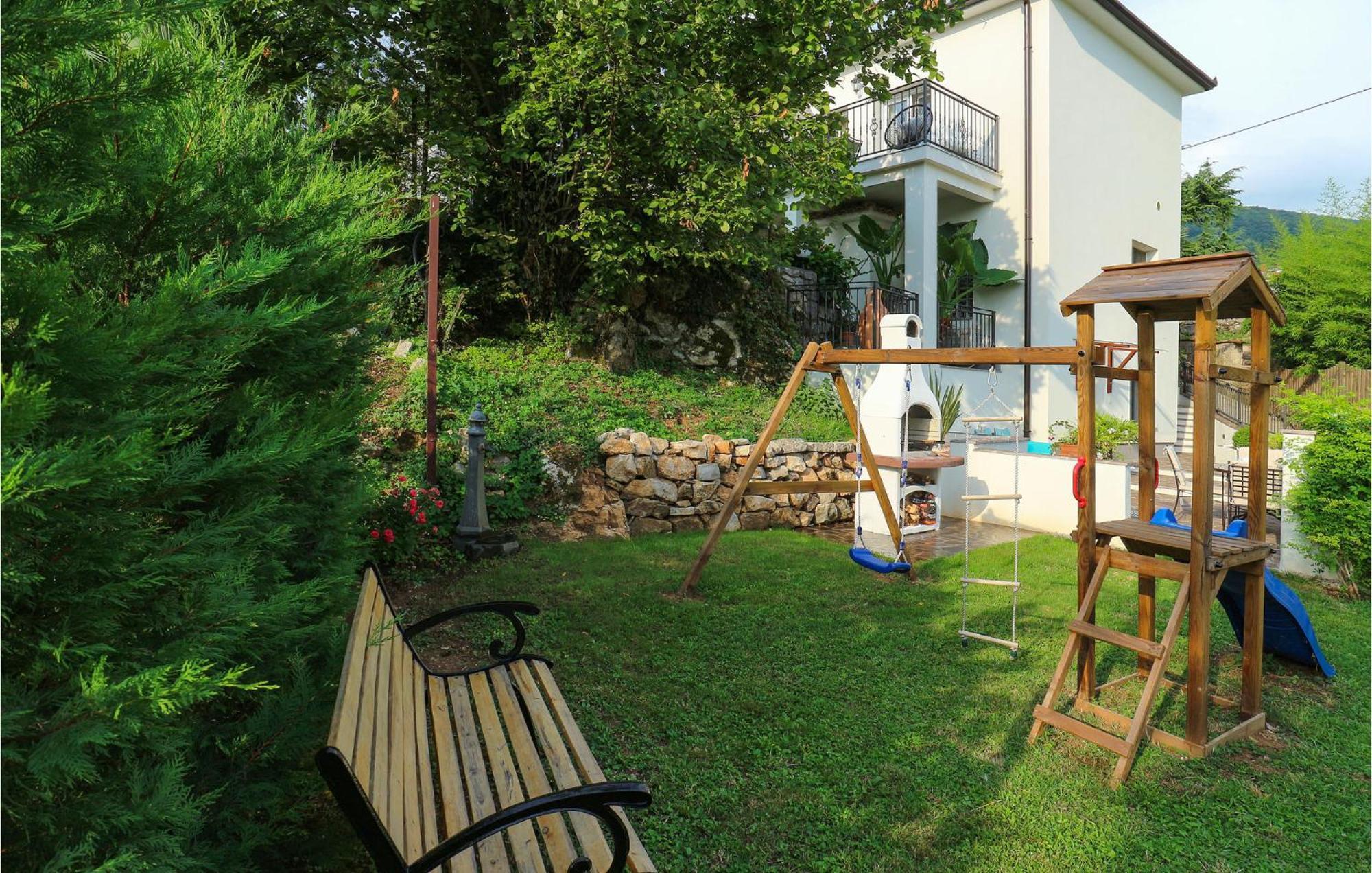 Lovely Home In Matulji With Outdoor Swimming Pool Esterno foto