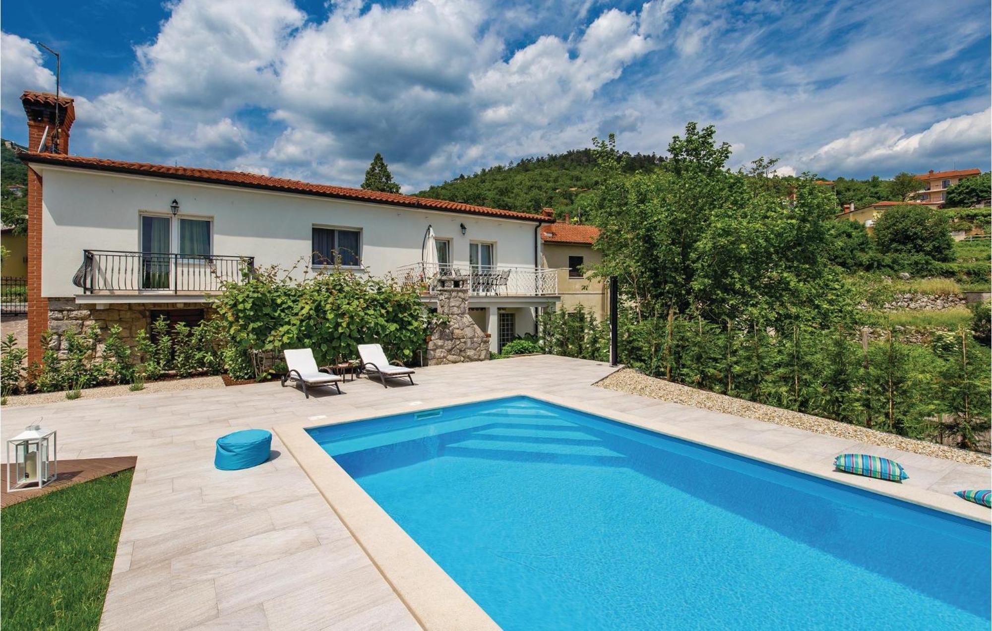 Lovely Home In Matulji With Outdoor Swimming Pool Esterno foto